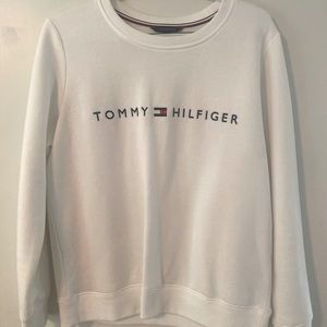 Tommy Hilfiger Women’s Medium Crew Neck